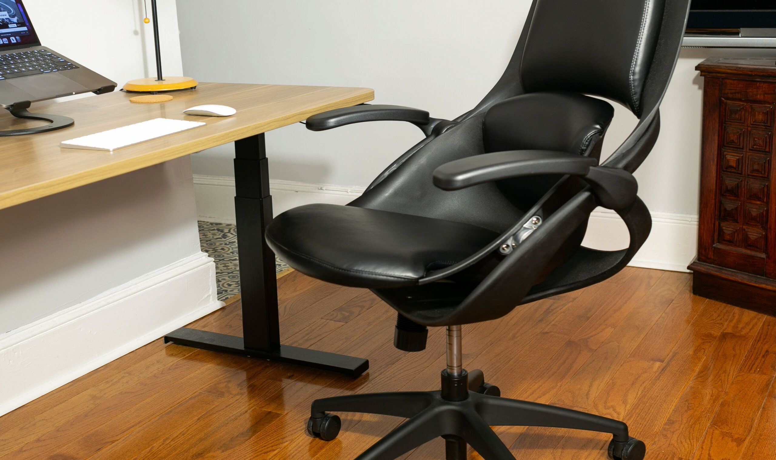 All Backstrong Review: The Best Office Chair for Back Pain