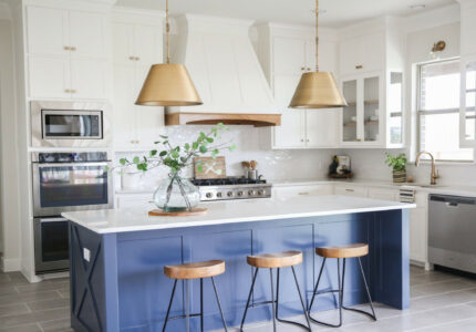 Beautiful Blue and White Kitchen Design Ideas