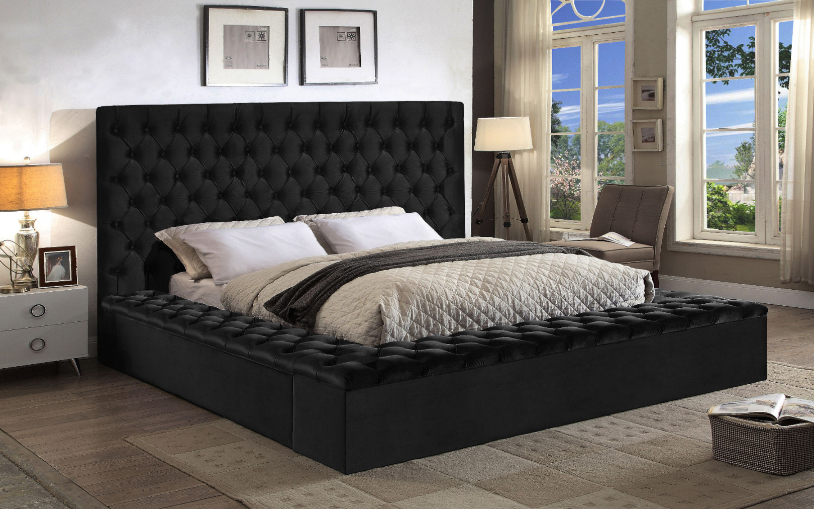 Bliss Black Full Size Bed by Meridian