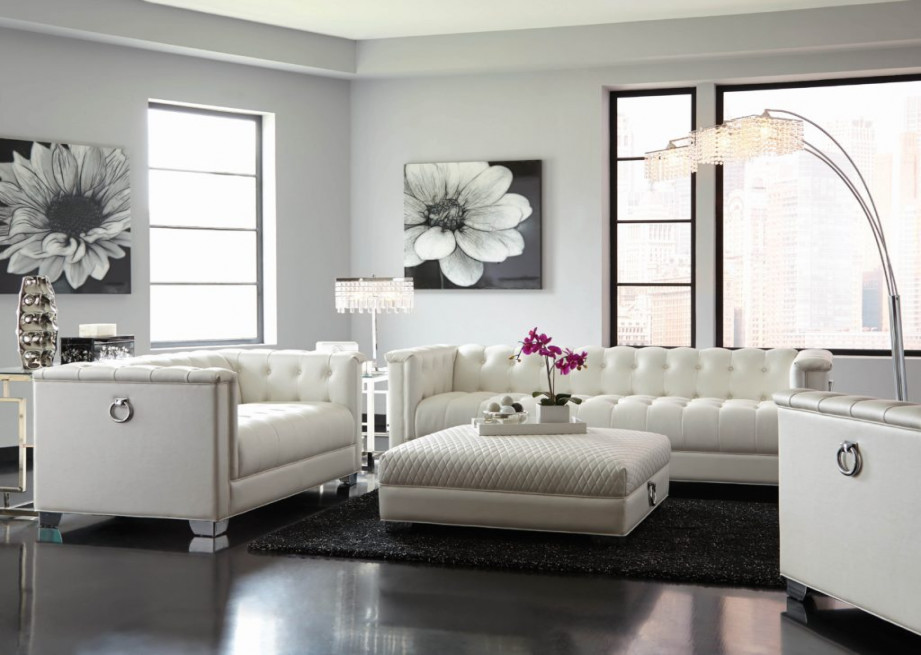 Chaviano Modern White Leather Living Room Set