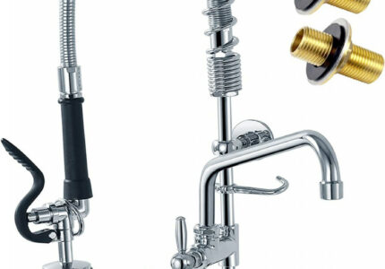 Commercial Kitchen Sink Faucet with Pre-Rinsing Sprayer