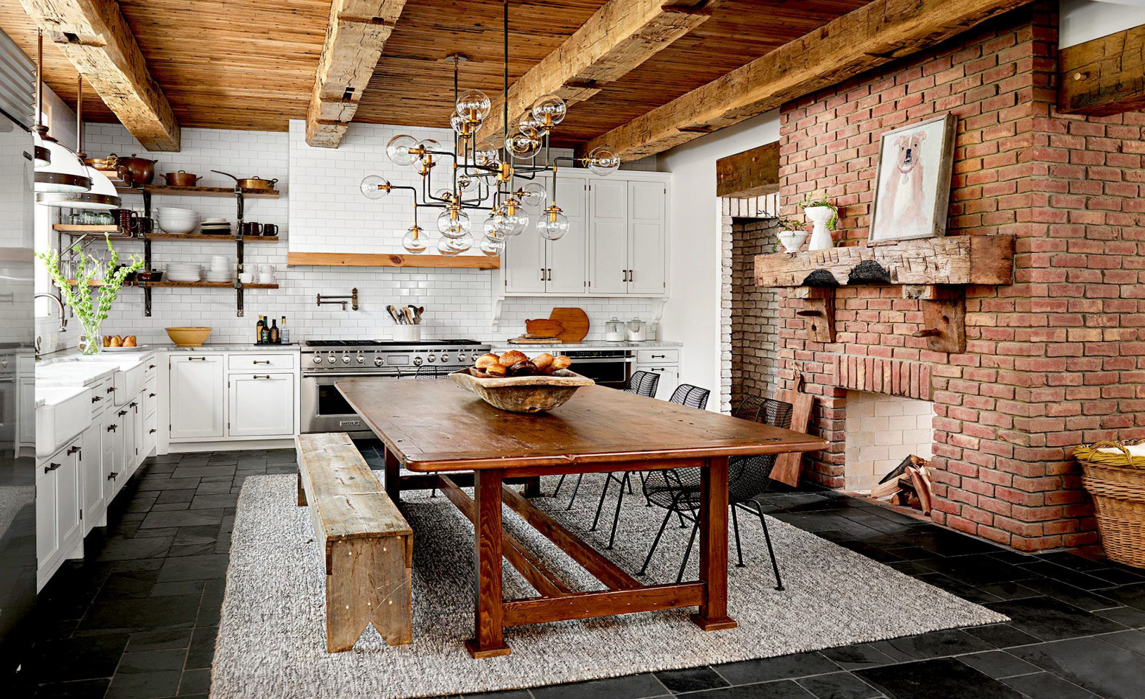 Farmhouse Kitchen Ideas to Add Rustic Charm in Modern Spaces