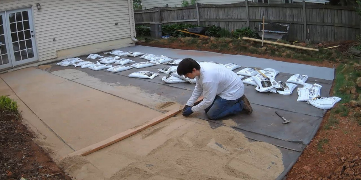 How to build a backyard paver patio all by yourself!