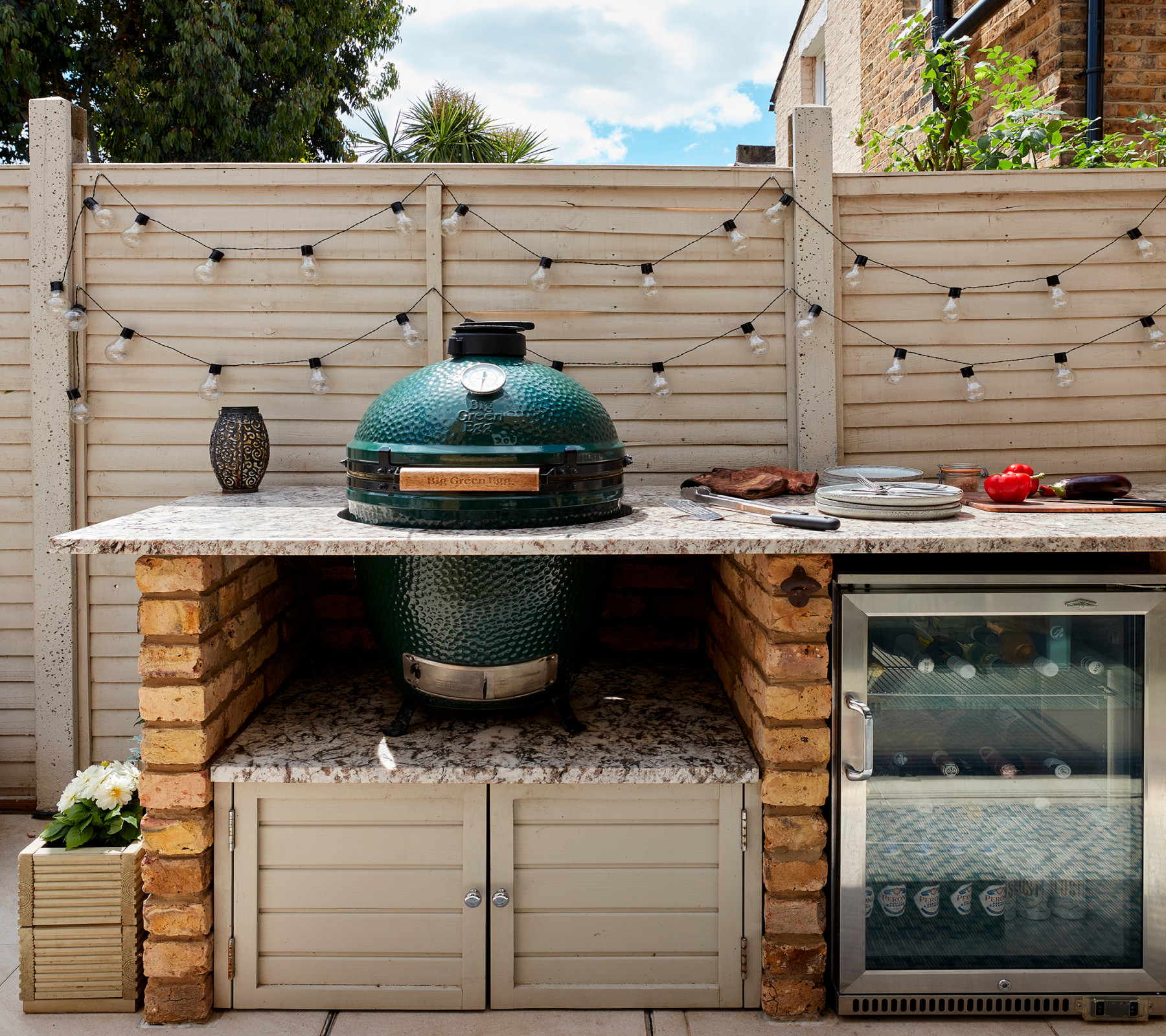How to build an outdoor kitchen for a special alfresco experience