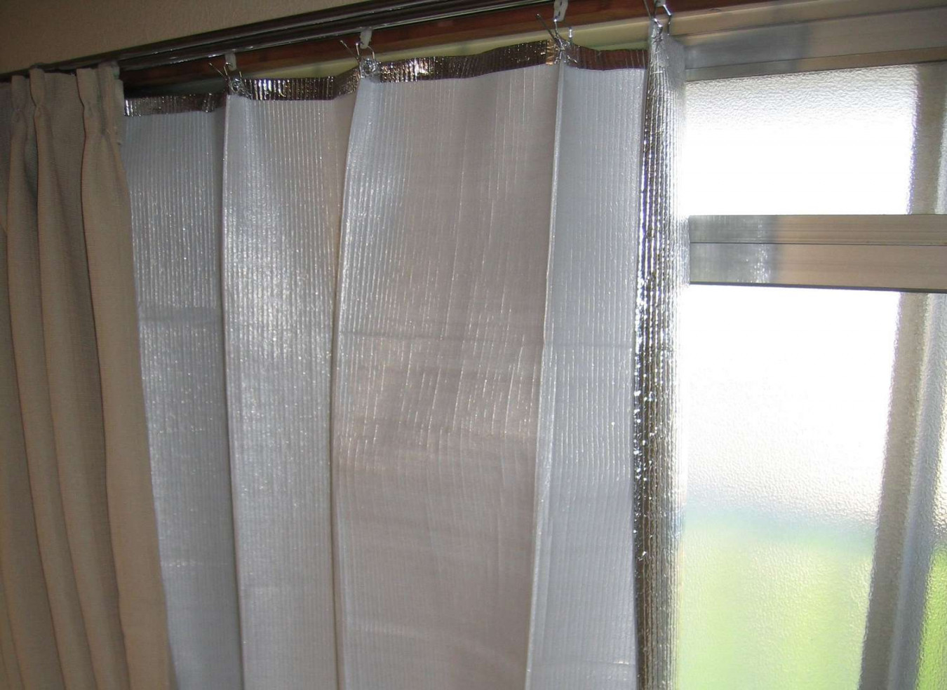 How to Make Heat Blocking Curtains for $