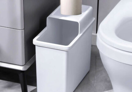 JOYBOS Bathroom Trash Can, Small Dogproof Garbage Can with Lid