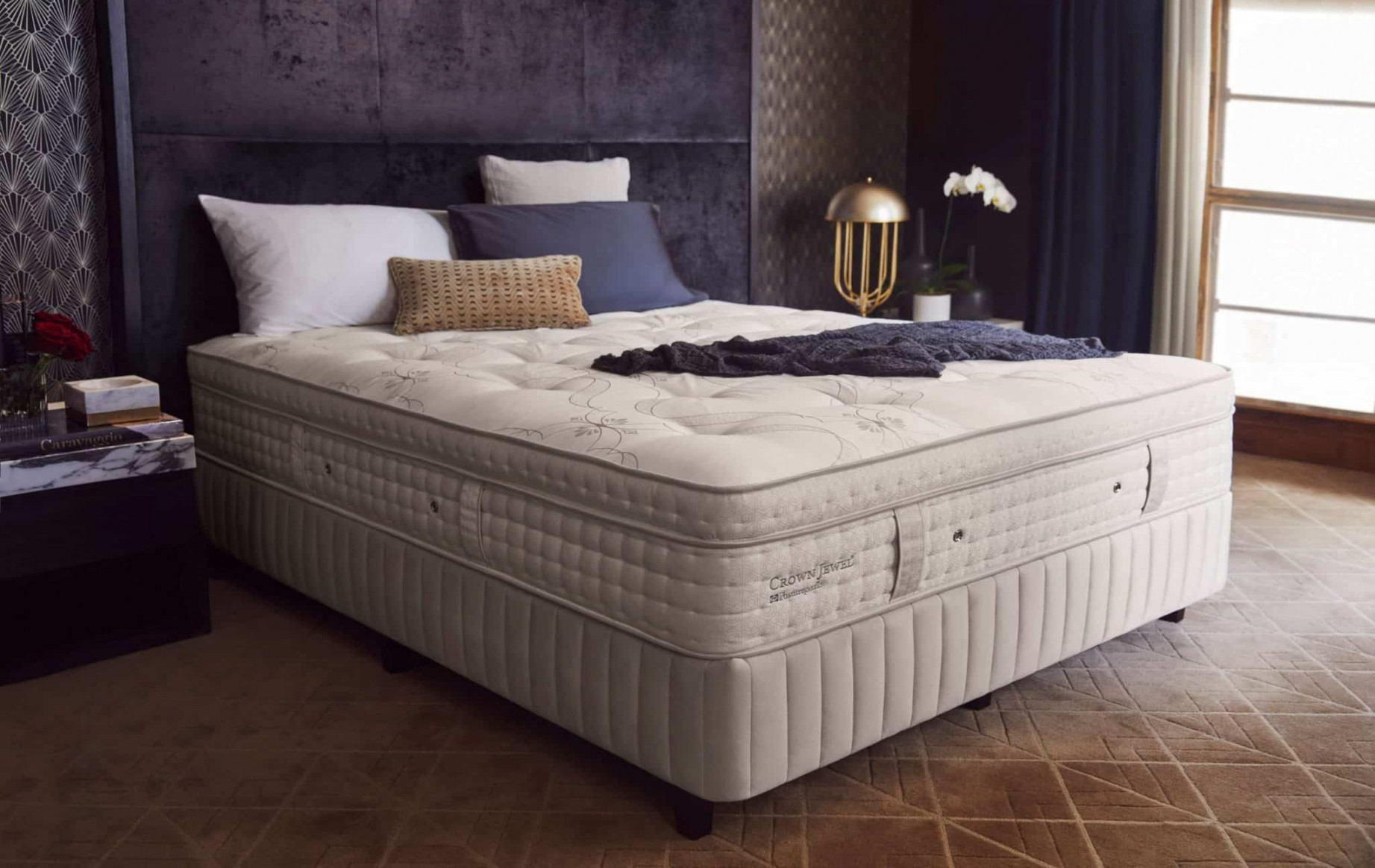King Bed With Mattress