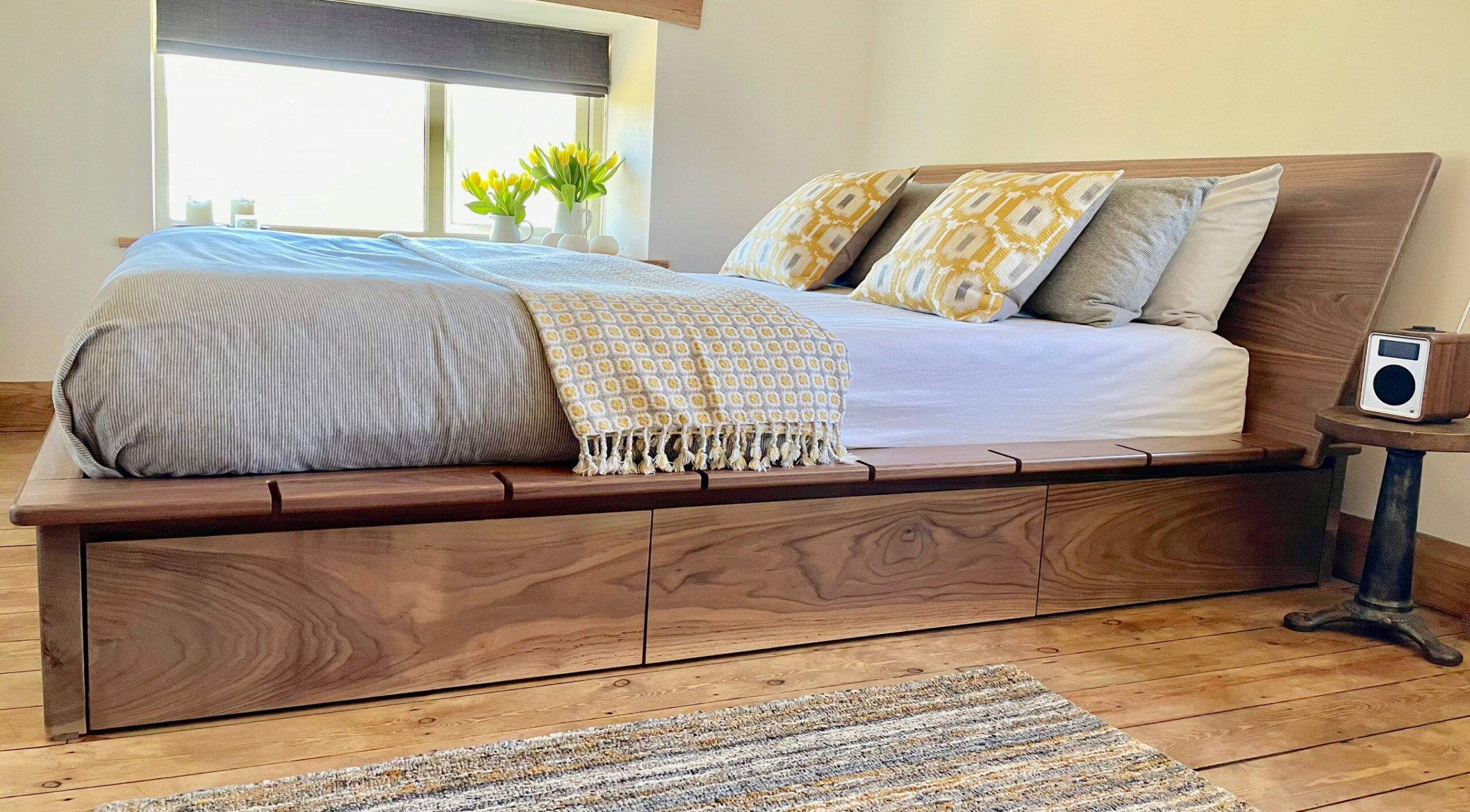 King Size Beds With Storage