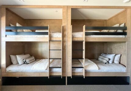 Modern Bunk Room with built-in bunk beds which sleeps  - Etsy