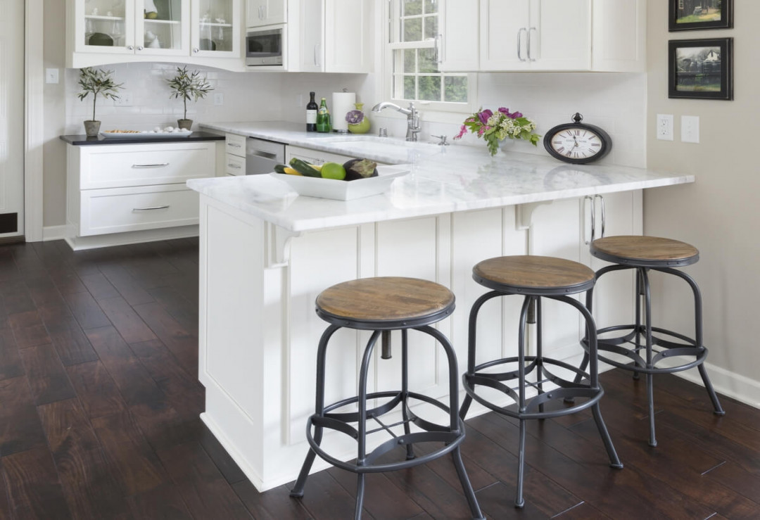 No Room for a Kitchen Island? Add a Peninsula to Your Kitchen