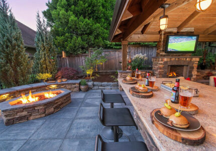 Outdoor Kitchen Bar - Paradise Restored Landscaping