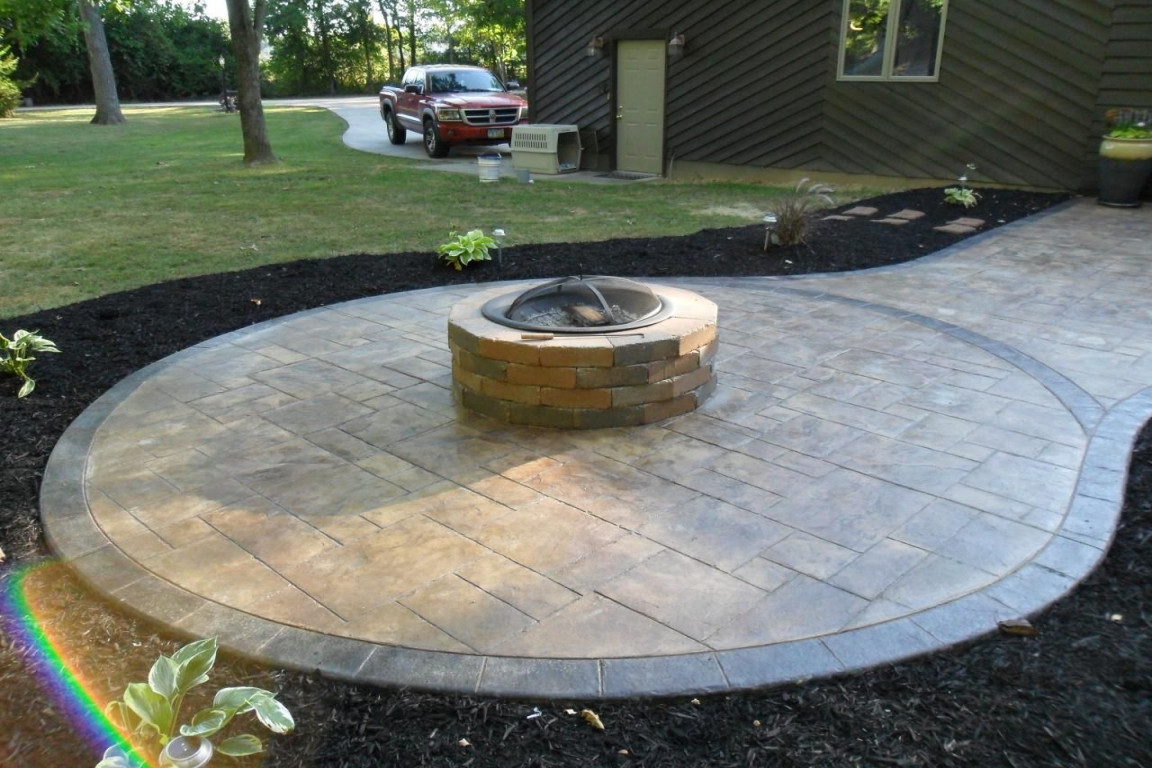 Photo Gallery  Concrete fire pit patio, Fire pit landscaping