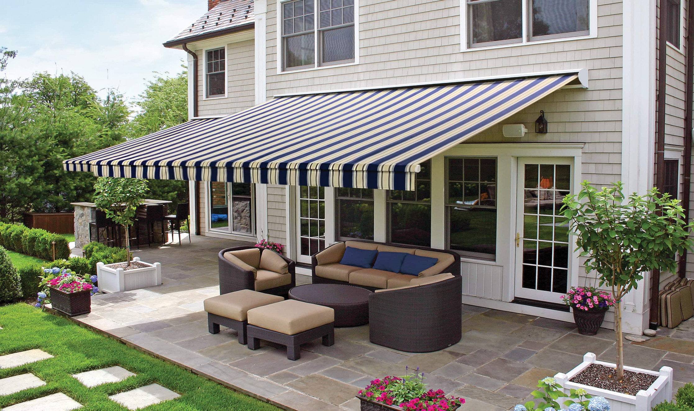 Retractable Awning  SummerSpace