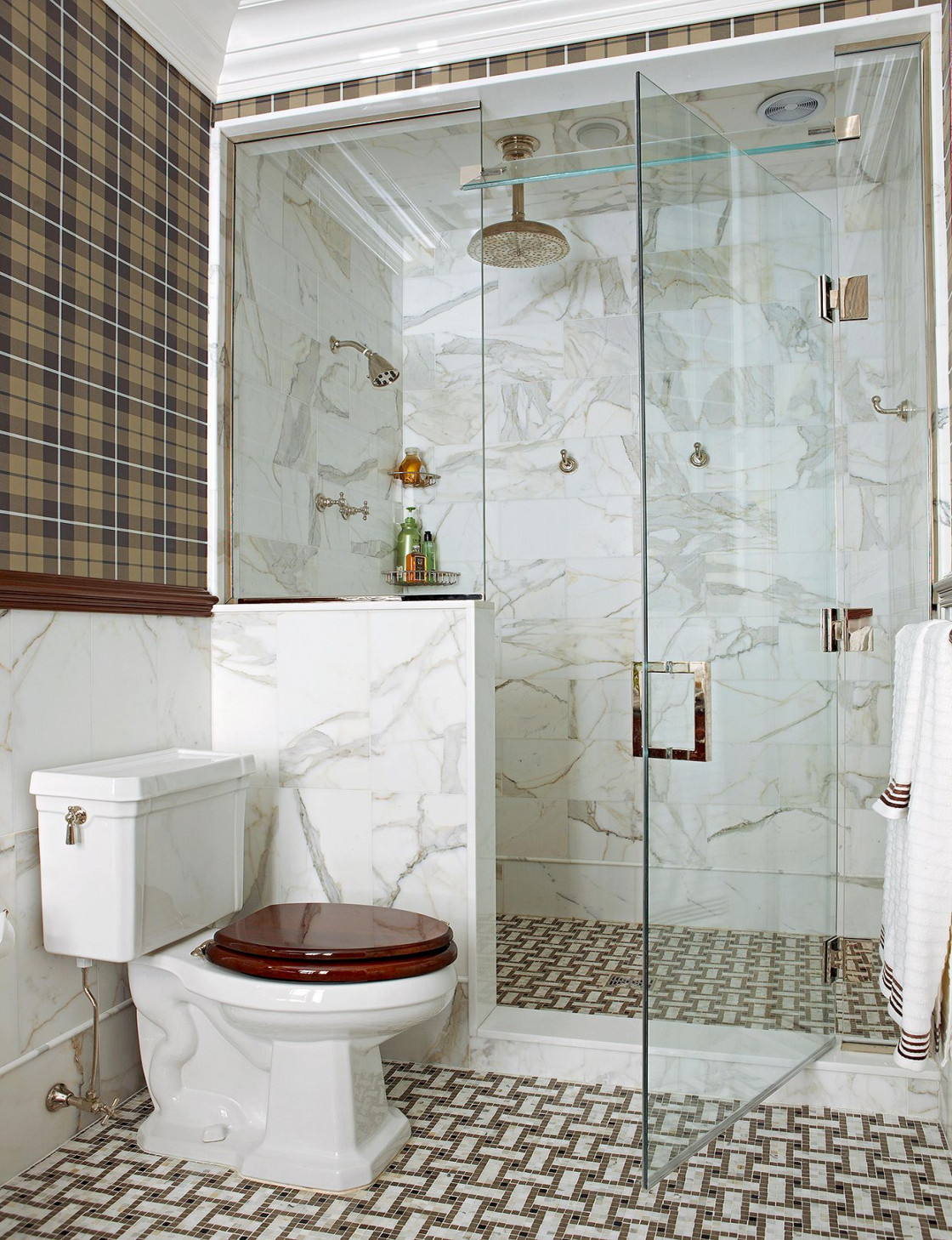 Small-Bathroom Shower Ideas That Bring Luxury to a Tight Space