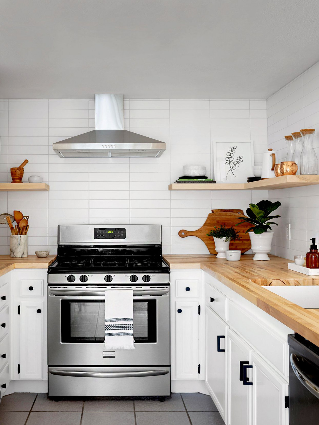 Stylish Ideas for Remodeling a Kitchen on a Budget