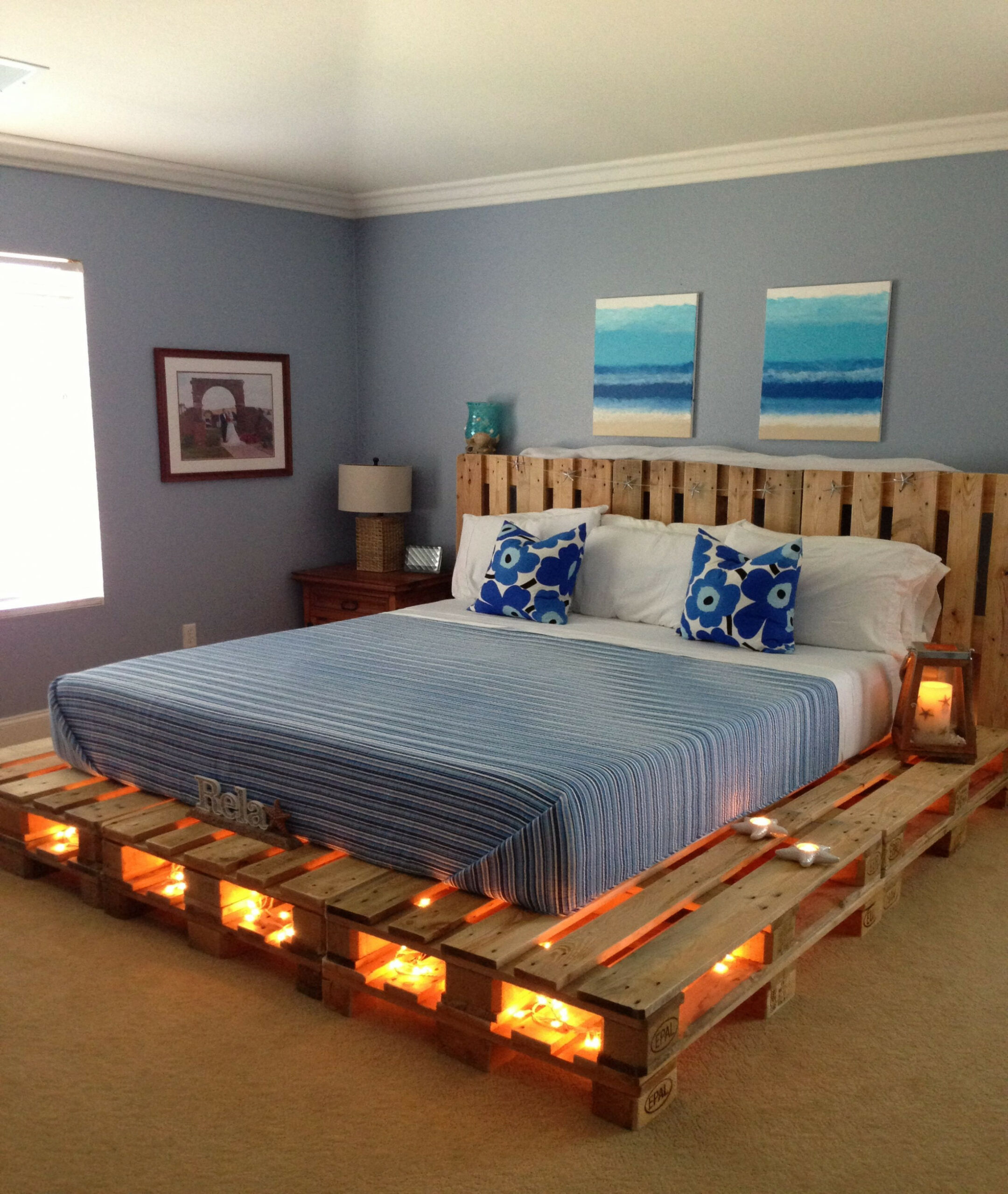 Unique DIY Wooden Pallet Bed Ideas  Diy pallet bed, Diy pallet