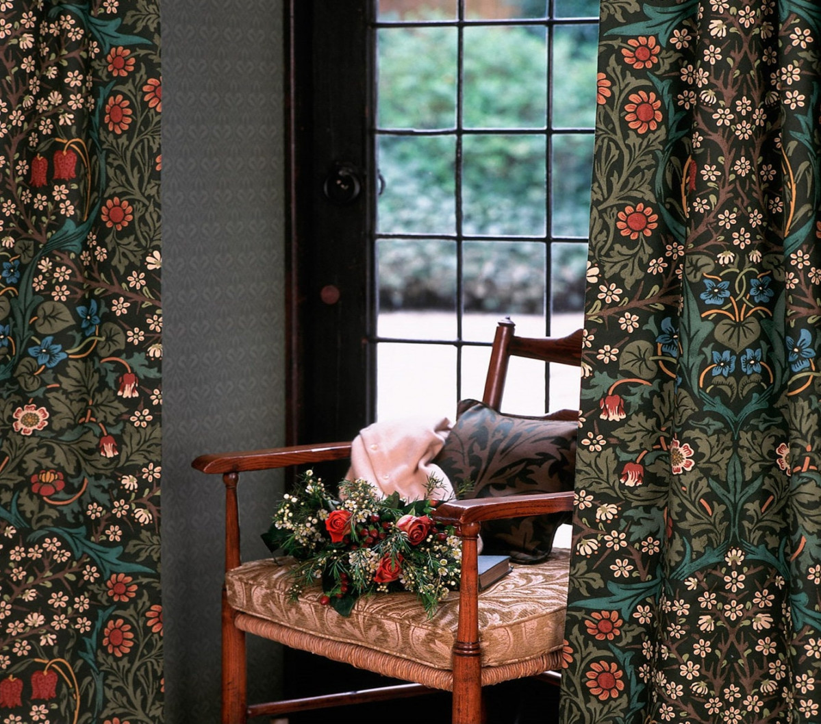 William Morris - Schwarzdorn - Grün - Vorhänge maßgefertigt Designer Home  Decor